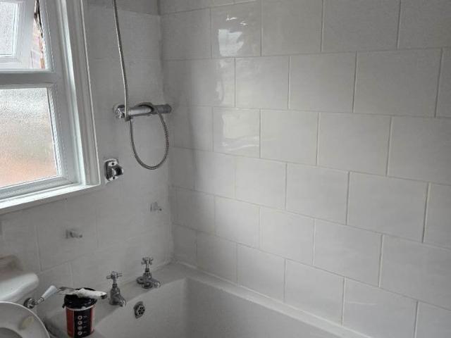 House for rent in Calderstones