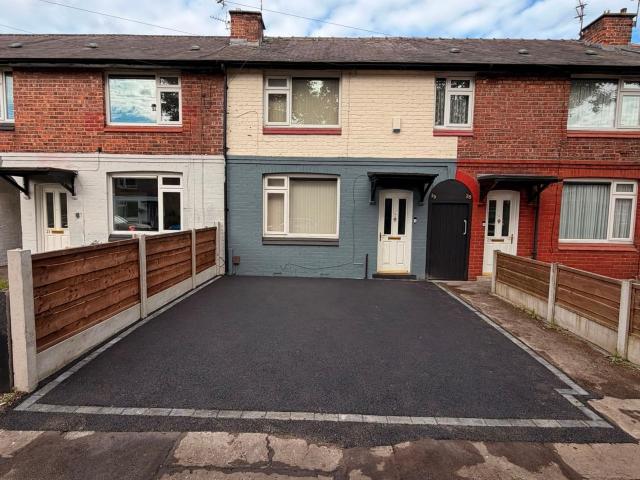 House for rent in Mosley, Trafford Park