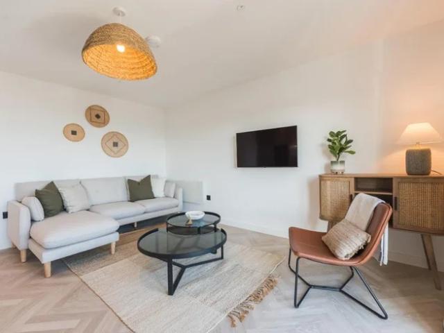 Flat for rent in Bull Bay, Wales