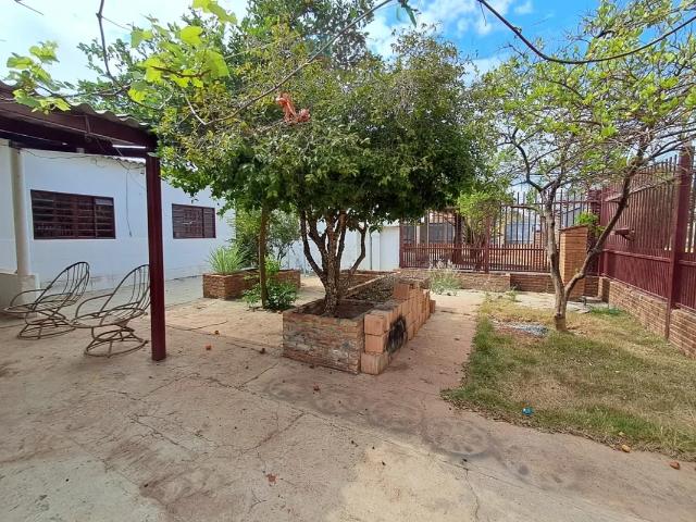 Casa aluguel em Região Geográfica Imediata do Distrito Federal, Região Integrada de Desenvolvimento do Distrito Federal e Entorno