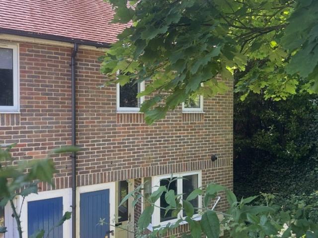 House for rent in Sleepers' Hill, Hampshire