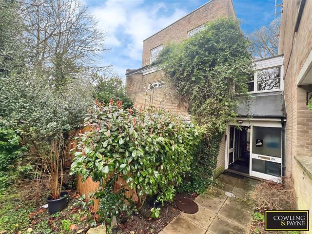 House for rent in Navestock Side, Essex