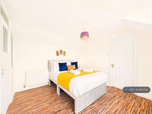 House for rent in Spring Park, Luton