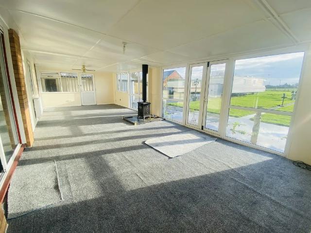 House for rent in Huttoft, East Lindsey