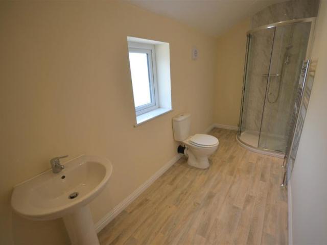 House for rent in Shaw Hill, Calderdale