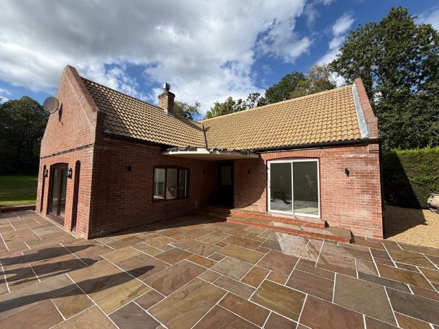 House for rent in High Kelling, North Norfolk