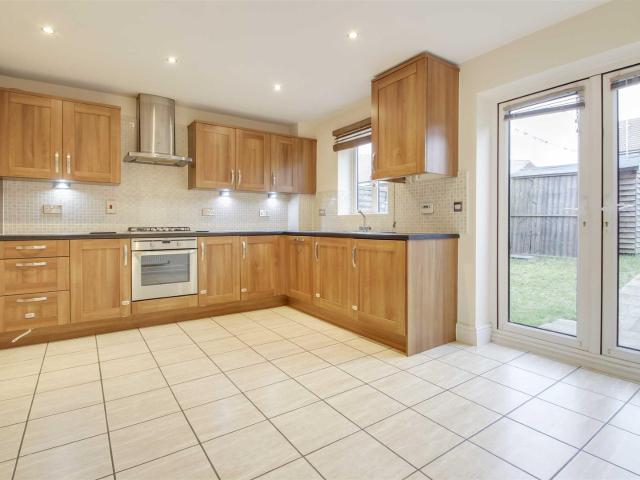 House for rent in Oakridge Park, Milton Keynes