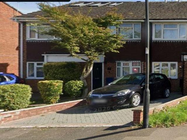 House for rent in Colnbrook with Poyle, Slough