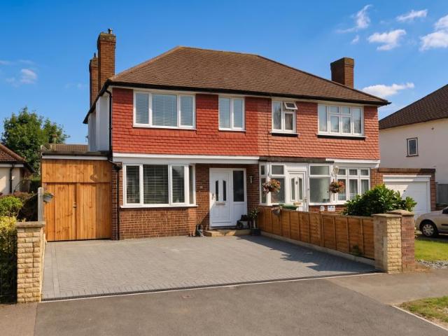 House for rent in Westfield, Woking