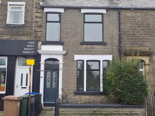 House for rent in Haugh, Burnedge