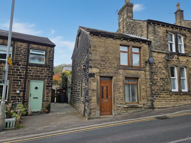 House for rent in New Mill, West Yorkshire
