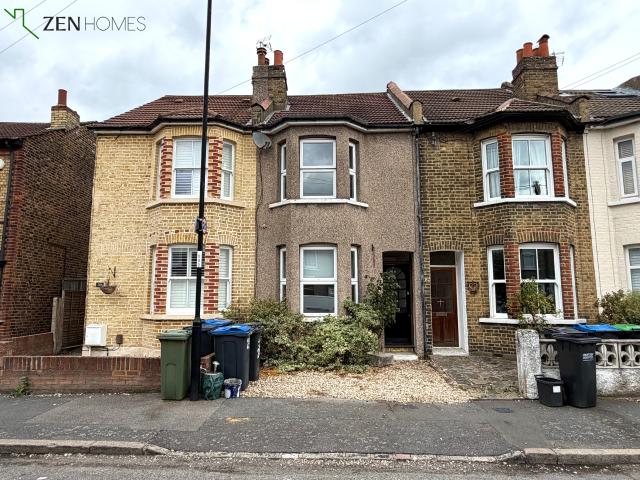 House for rent in London Borough of Croydon, Greater London
