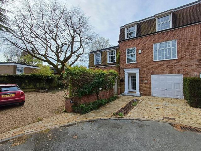 House for rent in Hazel Grove, Greater Manchester
