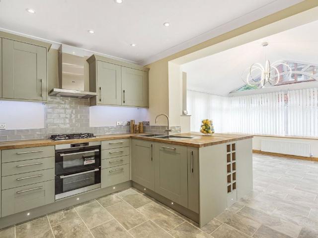 House for rent in Stroud, School House