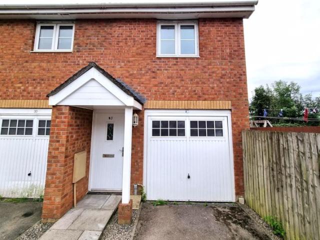 House for rent in Caerphilly, Wales