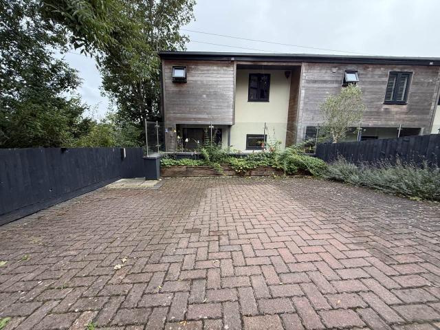 House for rent in Trinity, Frome