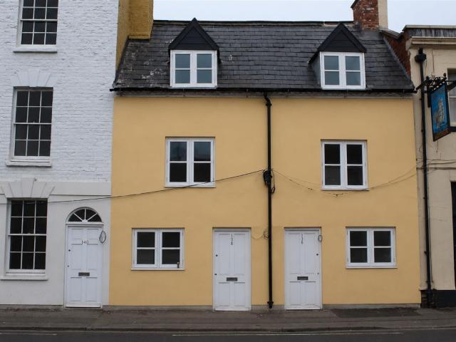 House for rent in Linden, Gloucester