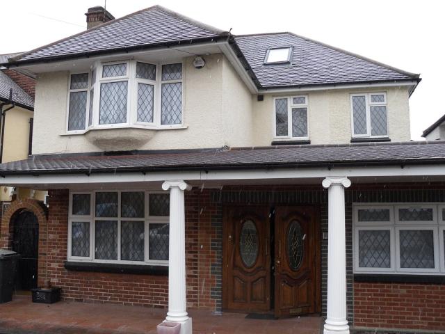 House for rent in Woodside Park, Greater London
