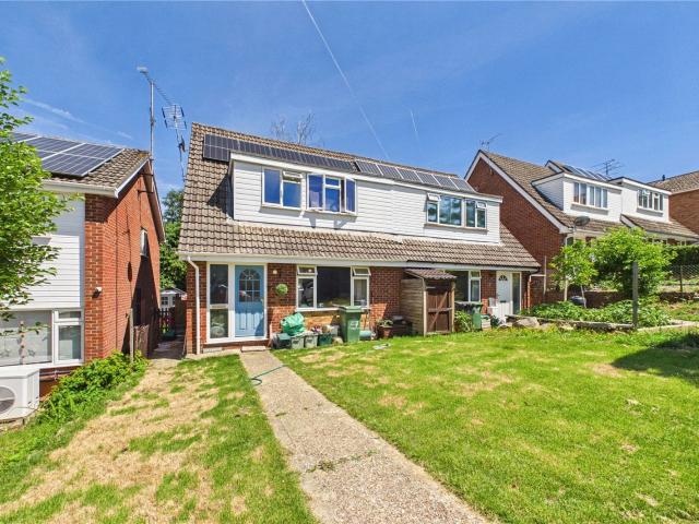 House for rent in Burghfield Common, West Berkshire