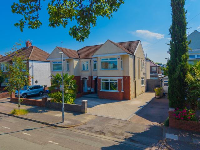 House for rent in Falcon Lodge, Wales