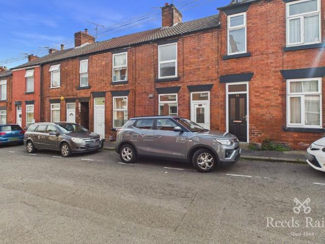 House for rent in Loundsley Green, East Midlands