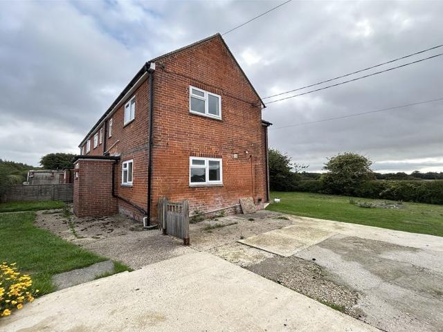 House for rent in East Oakley, Basingstoke and Deane