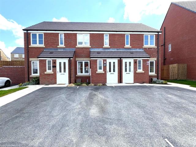 House for rent in Priors Hall Park, Weldon