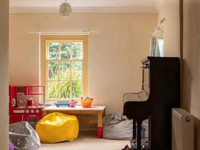 House for rent in Trofarth, Wales