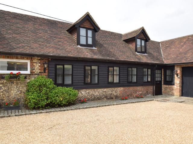 House for rent in Naphill