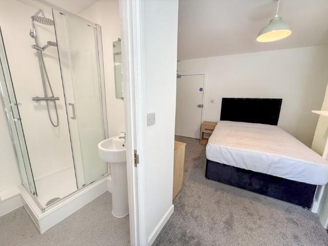 House for rent in Alverton, East Midlands