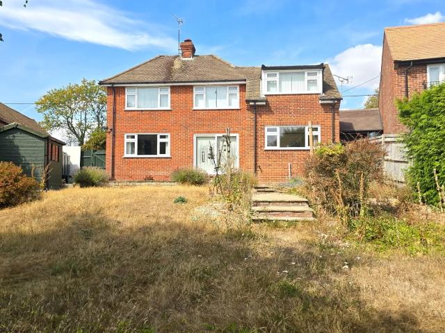 House for rent in Ashmore Green, West Berkshire