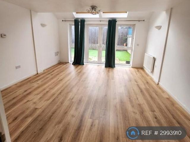 House for rent in Stone, Monks Orchard