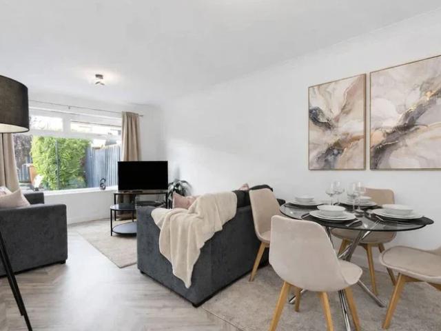 House for rent in Ladywell, Dedridge