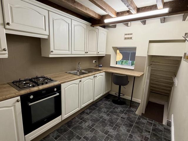 House for rent in Shaw Hill, Halifax