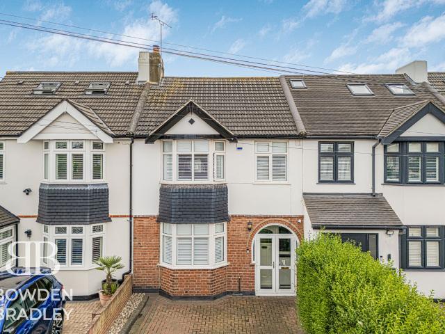 House for rent in Clayhall, Greater London