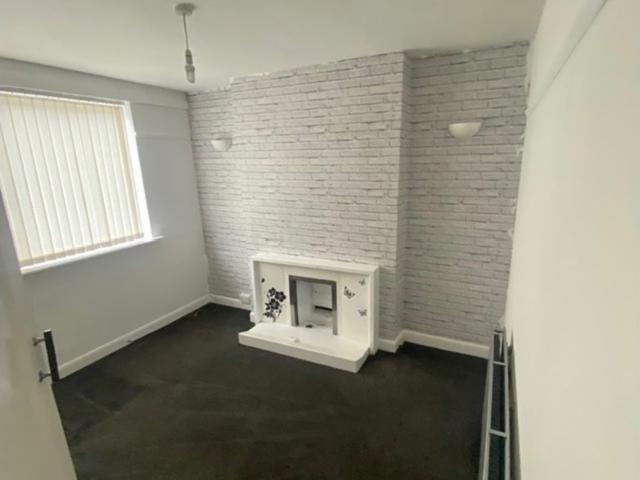 House for rent in Courthouse Green, West Midlands