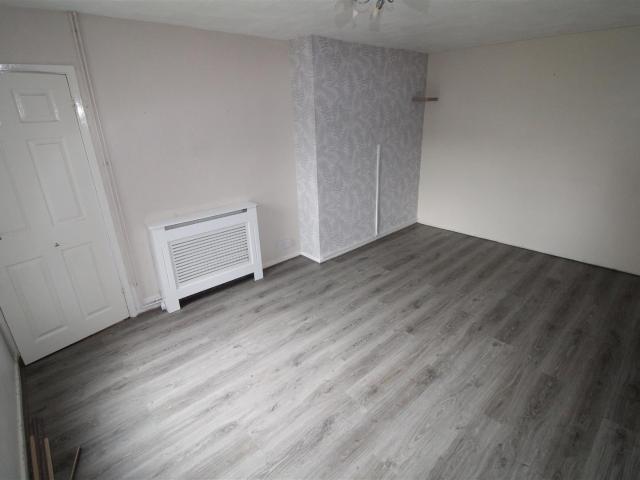 House for rent in Houghton Regis, Bedfordshire