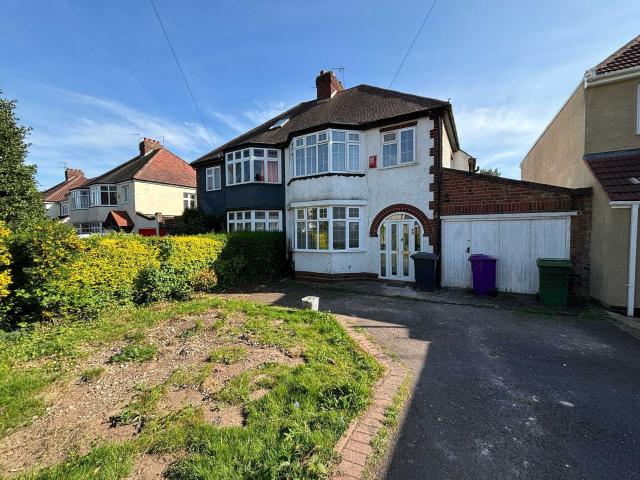 House for rent in Goldthorn Park, West Midlands