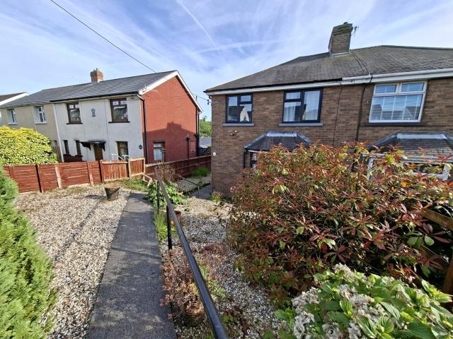 House for rent in Crumlin, Wales