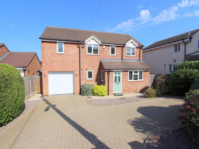 House for rent in Heath And Reach, Bedfordshire