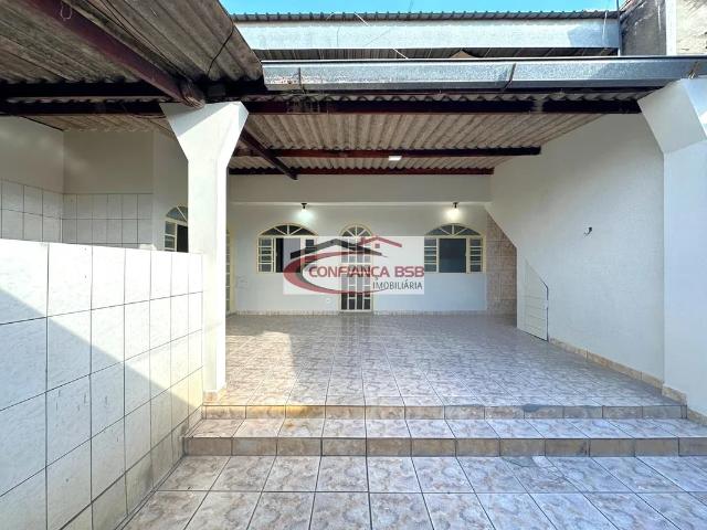 Casa aluguel em Região Geográfica Imediata do Distrito Federal, Região Integrada de Desenvolvimento do Distrito Federal e Entorno