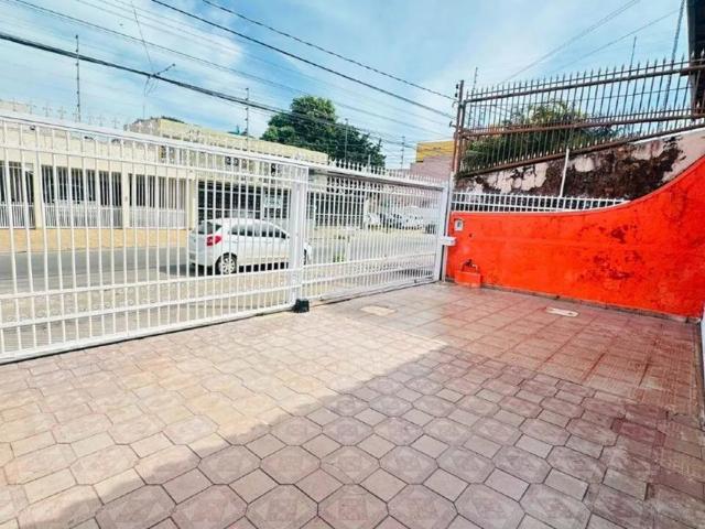 Casa aluguel em Região Geográfica Imediata do Distrito Federal, Região Integrada de Desenvolvimento do Distrito Federal e Entorno