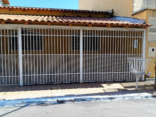 Casa aluguel em Região Geográfica Imediata do Distrito Federal, Região Integrada de Desenvolvimento do Distrito Federal e Entorno