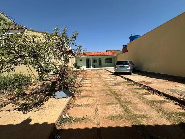 Casa aluguel em Região Geográfica Imediata do Distrito Federal, Região Integrada de Desenvolvimento do Distrito Federal e Entorno