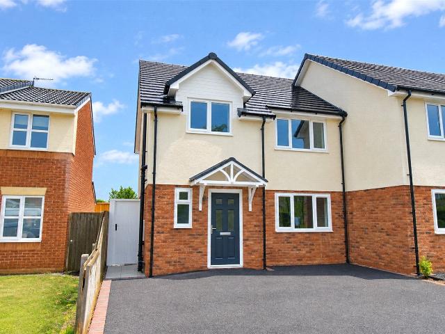 House for rent in Carr Houses, Moreton