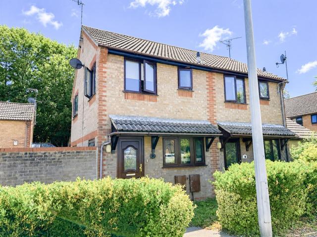House for rent in Central, Heathlands