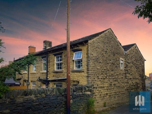 House for rent in Milnsbridge, West Yorkshire
