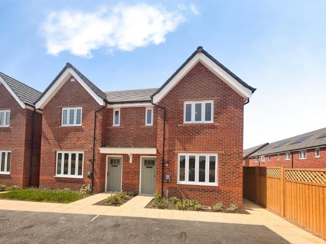 House for rent in Woodley, Greater Manchester