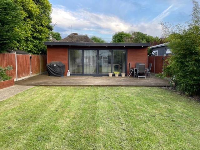House for rent in Wexham and Ivers Community Board, Richings Park