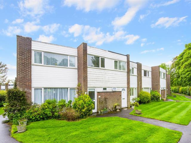House for rent in Red Hill, Surrey